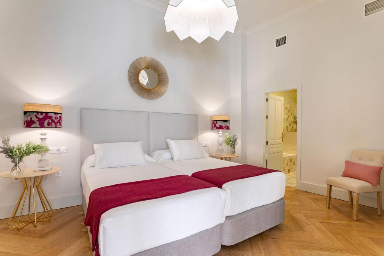Genteel Home Palacio Abades Севилья Экстерьер фото