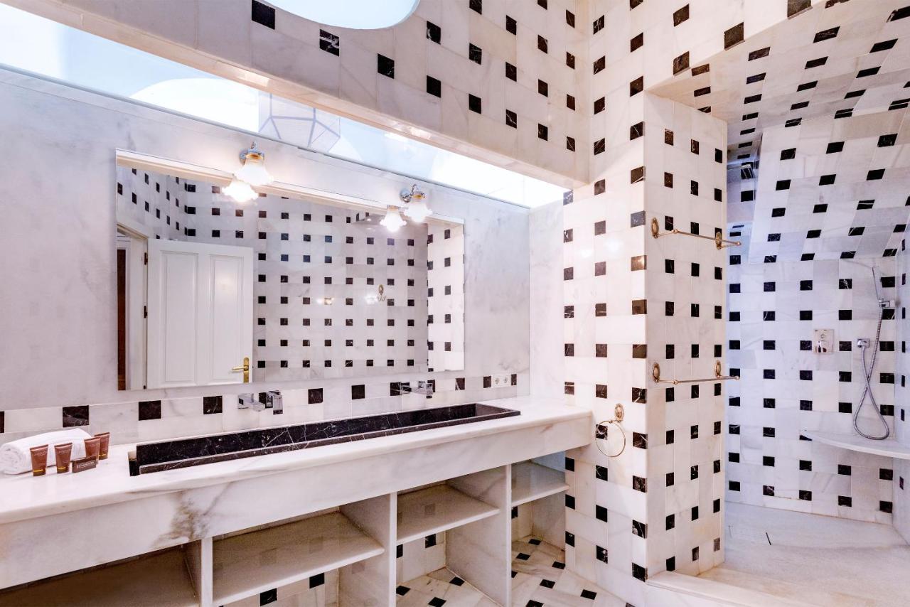 Genteel Home Palacio Abades Севилья Экстерьер фото