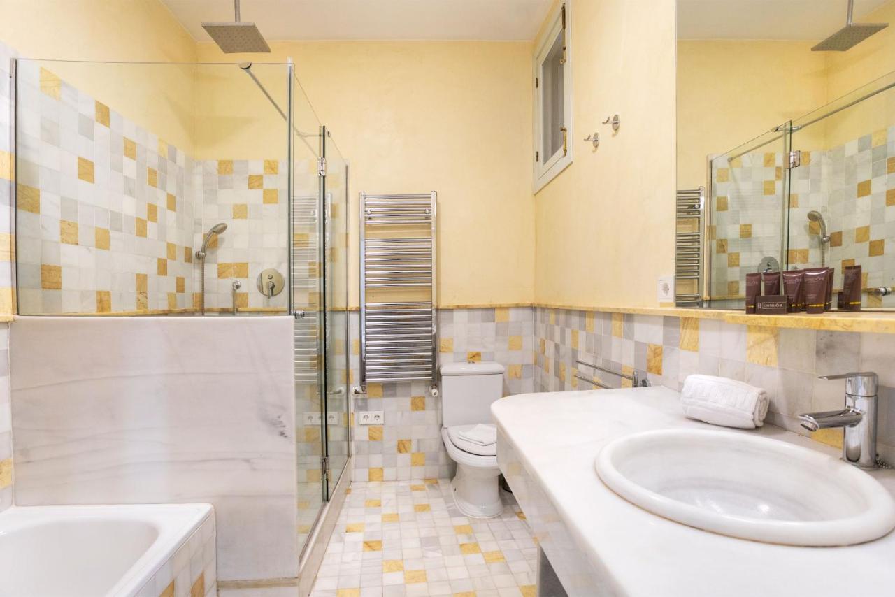 Genteel Home Palacio Abades Севилья Экстерьер фото